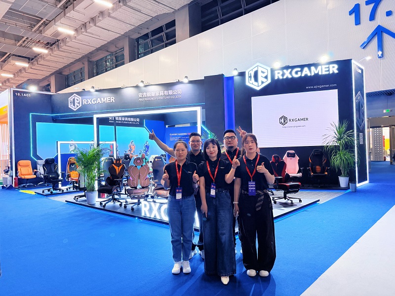 আনজি রুইক্সিং ফার্নিচার কোং, লিমিটেড 57তম চীন আন্তর্জাতিক আসবাবপত্র মেলায় (গুয়াংজু) সফলভাবে প্রদর্শন করেছে